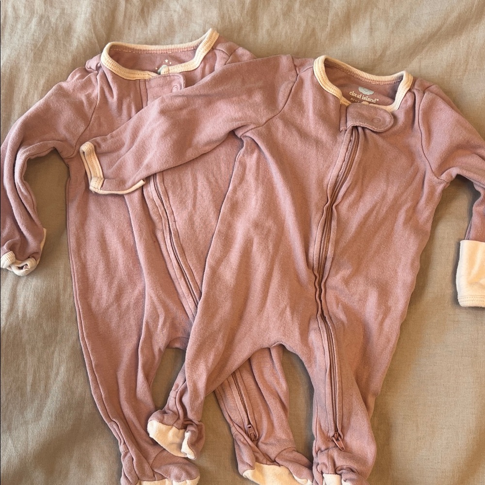 Cloud Island Mauve and Cream Kids Footies